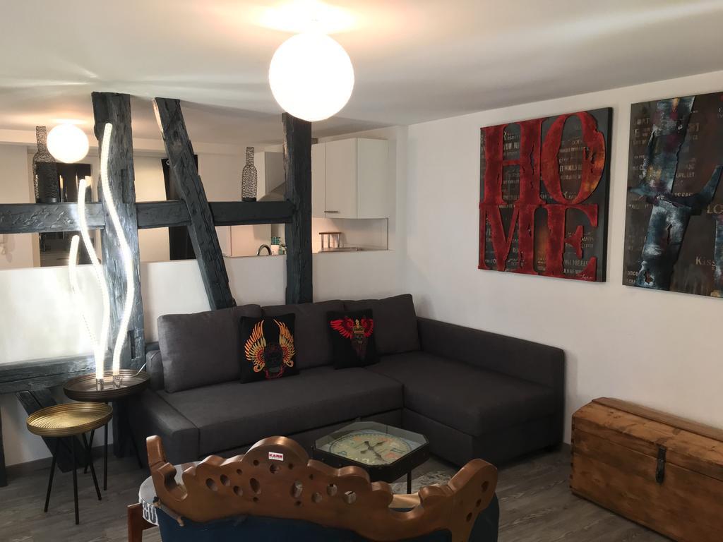 Les Appartements D'Alicia オベルネ エクステリア 写真