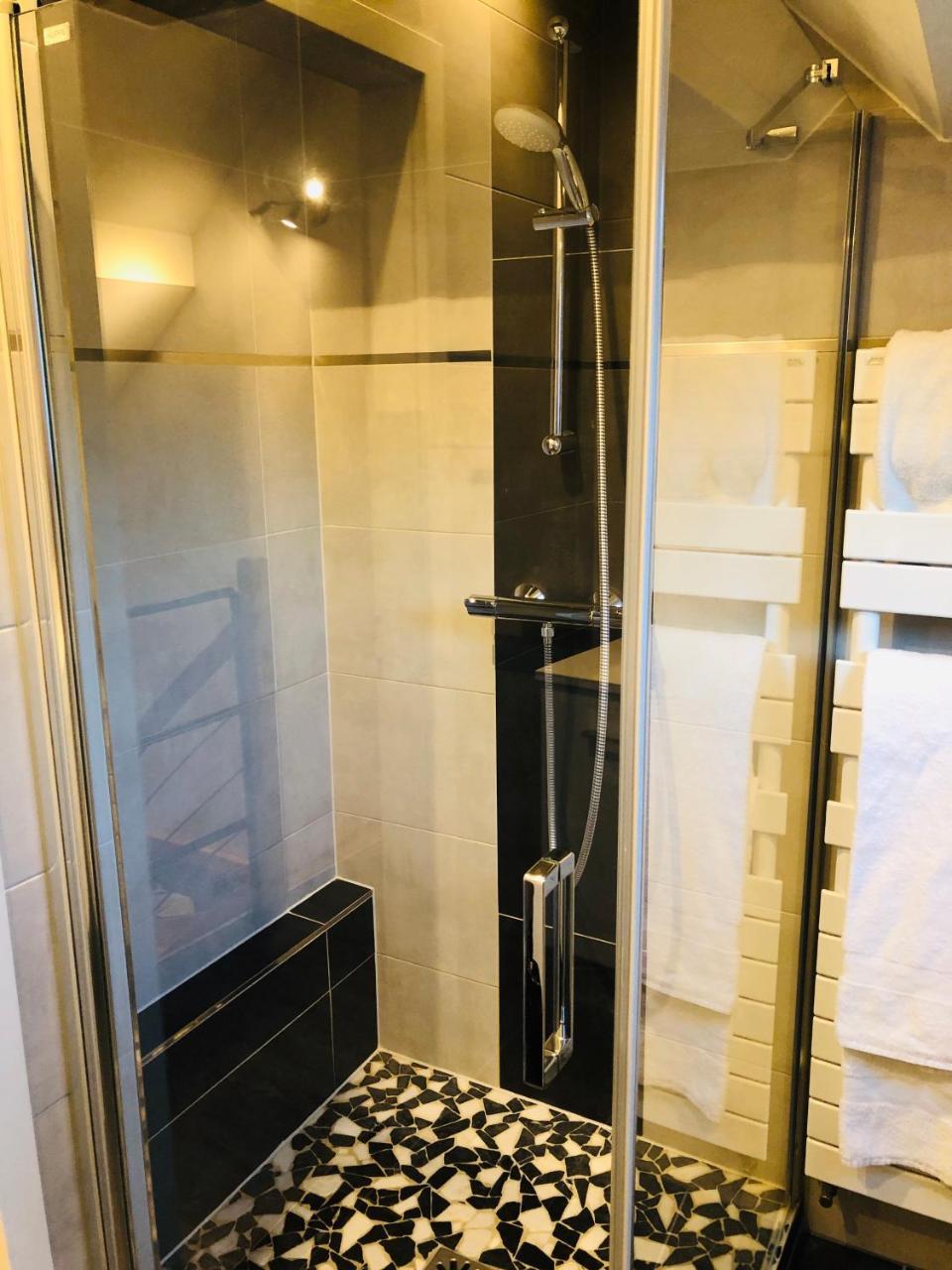 Les Appartements D'Alicia オベルネ エクステリア 写真